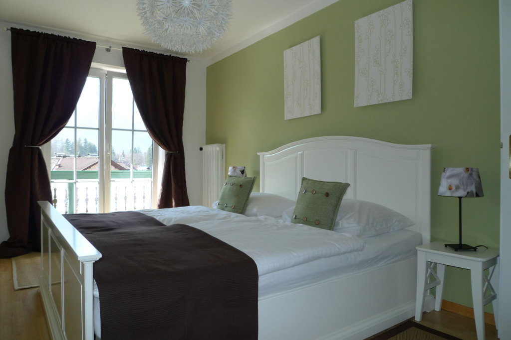 https://www.gaestehaus-waldeck.at/wp-content/uploads/2016/01/apartment-verde-01-1024x683.jpg