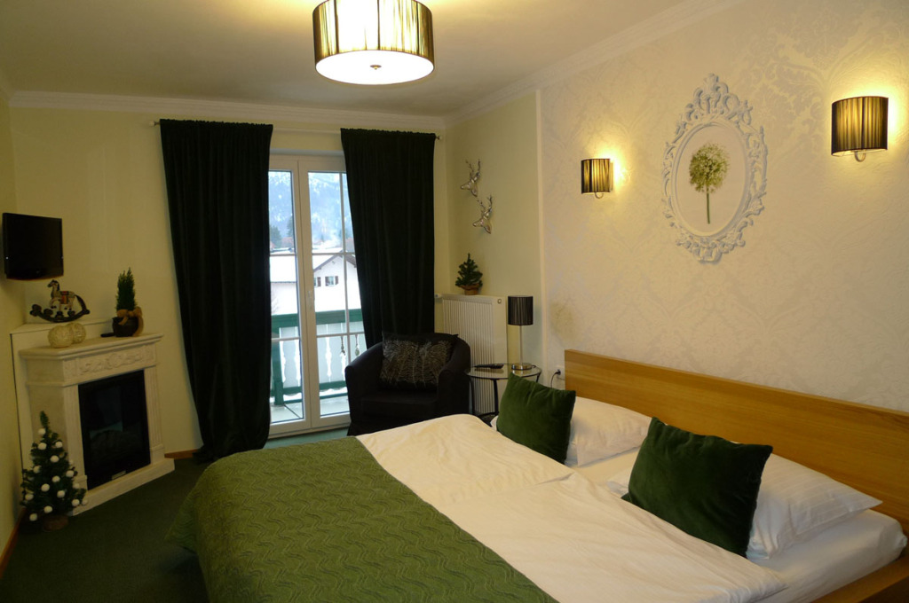 https://www.gaestehaus-waldeck.at/wp-content/uploads/2016/01/zimmer-plainburg-03-1024x680.jpg